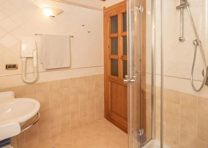 Chez Nous Hotell 3*