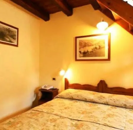 Chez Nous Hotel